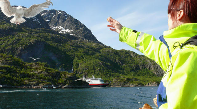 10.108_Trollfjord_Svolvaer.08